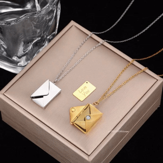 Collar Sobre Carta de Amor Love You